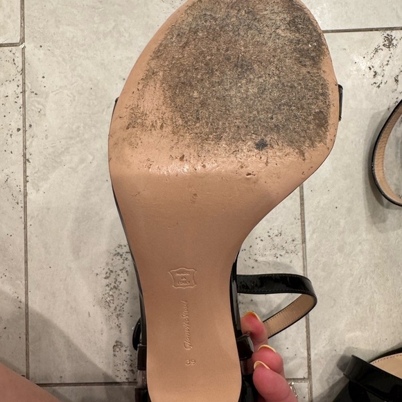 J4. Gianvito Rossi Black Patent Leather Ankle Strap Sandals - Picture 7 of 8